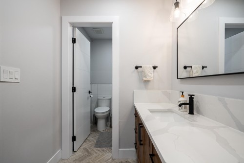 10411 170A Street, Surrey, BC 