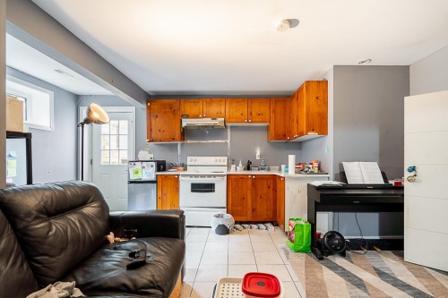 10411 170A Street, Surrey, BC 