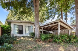 14109 Blackburn Avenue  White Rock, BC V4B 2Z6