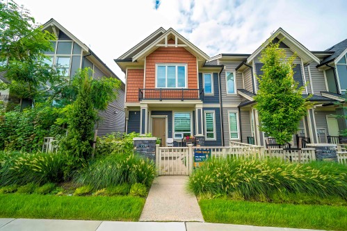 7781 206 Street, Langley, BC 