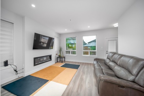 7781 206 Street, Langley, BC 