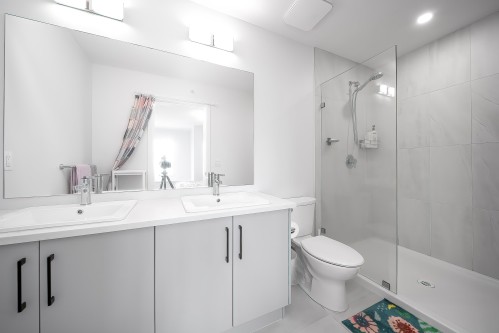 7781 206 Street, Langley, BC 