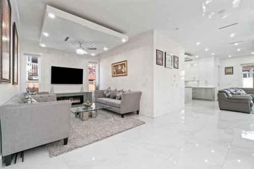 7688 115A Street, Delta, BC 