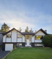 7133 114a Street  Delta, BC V4E 1X3