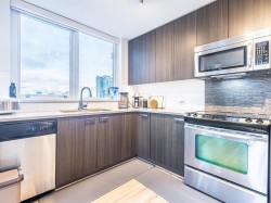 802-13325 102a Avenue  Surrey, BC V3T 0J5