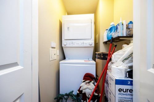 202-19774 56 Avenue, Langley, BC 