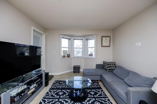 202-19774 56 Avenue, Langley, BC 