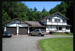 17293 4 Avenue Surrey, BC V3S 9P7