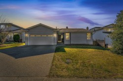 34860 Gleneagles Place  Abbotsford, BC V2S 7G5