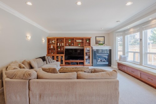 6648 181 Street, Surrey, BC 