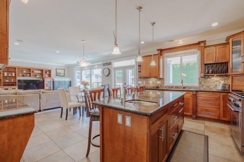 6648 181 Street, Surrey, BC 