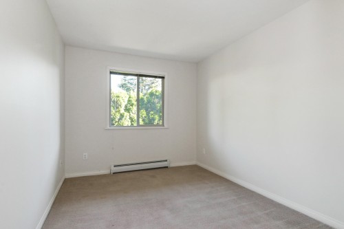 205-5909 177B Street, Surrey, BC 