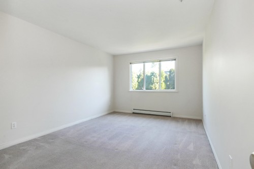 205-5909 177B Street, Surrey, BC 