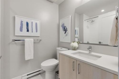 63-9718 161A Street, Surrey, BC 