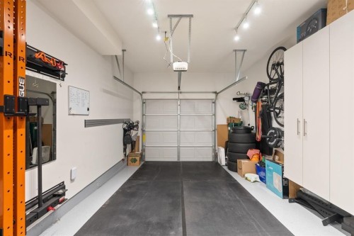 63-9718 161A Street, Surrey, BC 