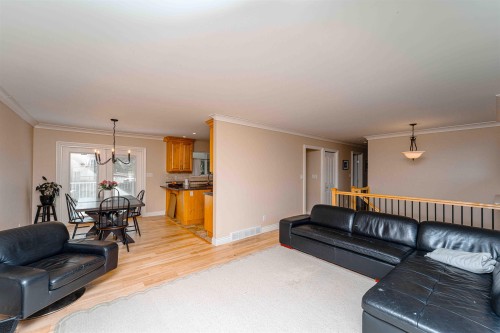 33450 Huggins Avenue, Abbotsford, BC 