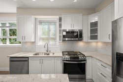 108-20926 83 Avenue  Langley, BC V2Y 3Y9