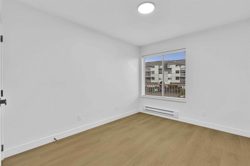 201-2567 Victoria Street, Abbotsford, BC 