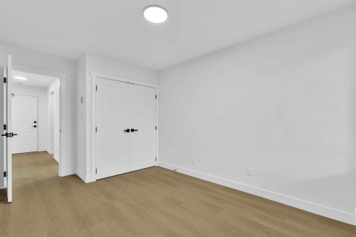 201-2567 Victoria Street, Abbotsford, BC 