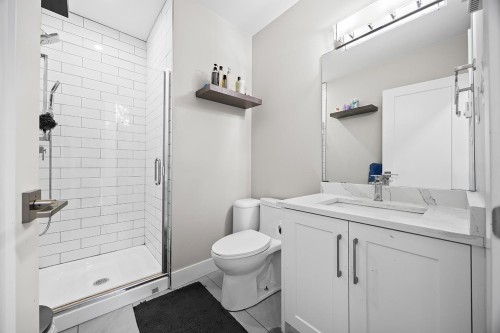 8-7167 116 Street, Delta, BC 