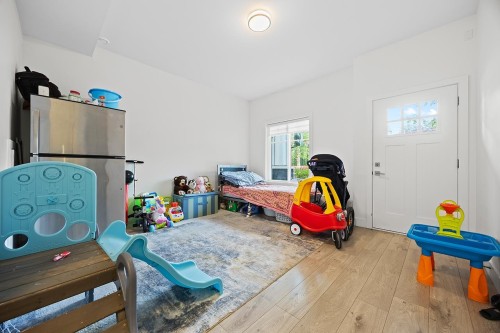 8-7167 116 Street, Delta, BC 