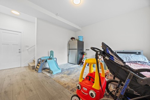 8-7167 116 Street, Delta, BC 