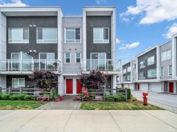1-19628 55a Avenue  Langley, BC V3A 3X2