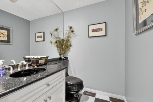 402-15050 Prospect Avenue, White Rock, BC 