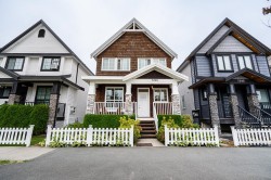 7289 194a Street  Surrey, BC V4N 6K1