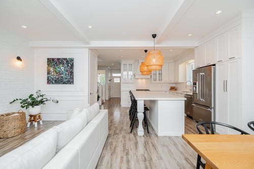 7289 194A Street, Surrey, BC 