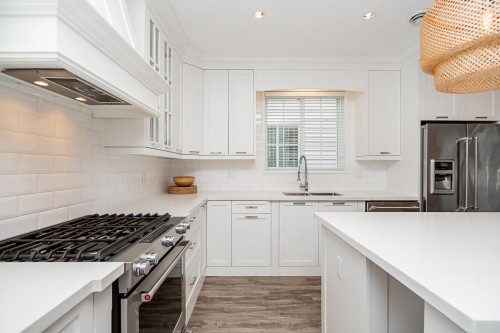 7289 194A Street, Surrey, BC 