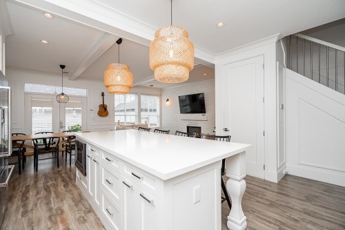 7289 194A Street, Surrey, BC 