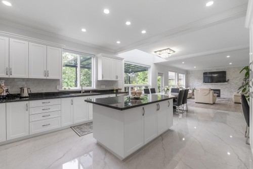 16377 113B Avenue, Surrey, BC 