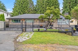 1360 Everall Street  White Rock, BC V4B 3S6