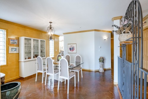 104-14934 Thrift Avenue, White Rock, BC 