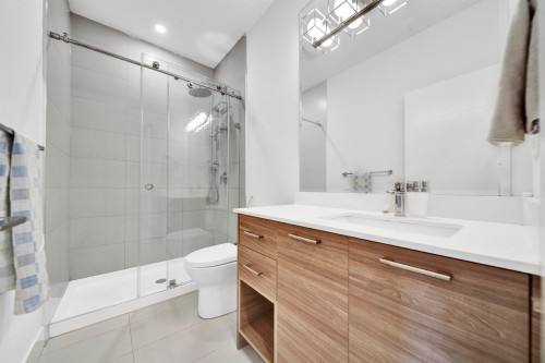 11-7177 194A Street, Surrey, BC 