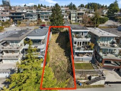 15276 Columbia Avenue  White Rock, BC V4B 1J6