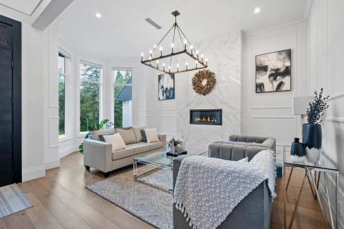 9075 164 Street, Surrey, BC 