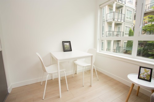 208-10777 138 Street, Surrey, BC 