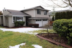 21273 89 Avenue  Langley, BC V1M 2E2