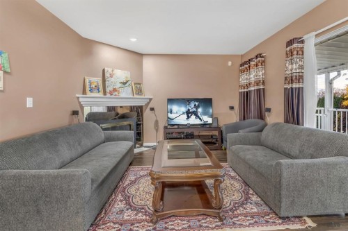 15756 82 Avenue, Surrey, BC 