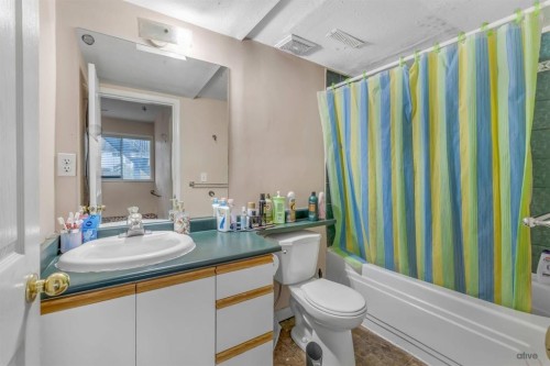 15756 82 Avenue, Surrey, BC 