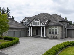 5733 136b Street  Surrey, BC V3X 3N9