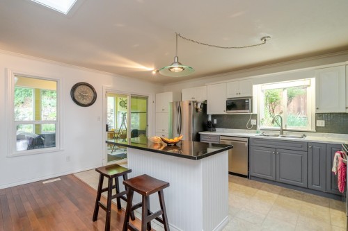 35543 Dina Place, Abbotsford, BC 