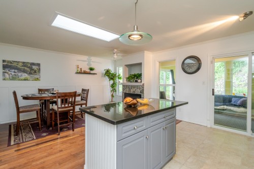 35543 Dina Place, Abbotsford, BC 