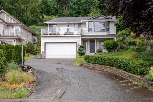 35543 Dina Place, Abbotsford, BC 