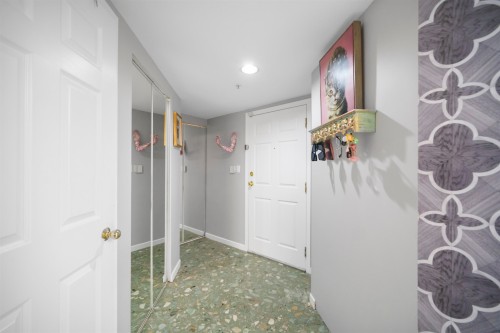 101-10899 University Drive, Surrey, BC 