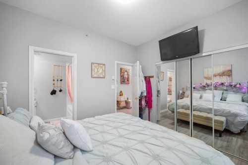 101-10899 University Drive, Surrey, BC 