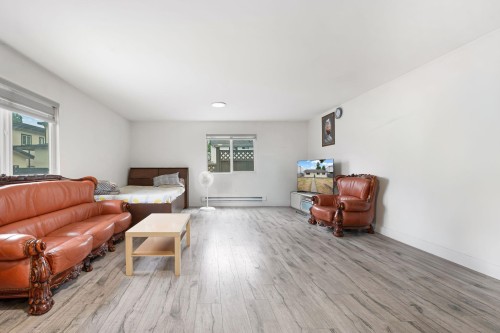 13090 72 Avenue, Surrey, BC 