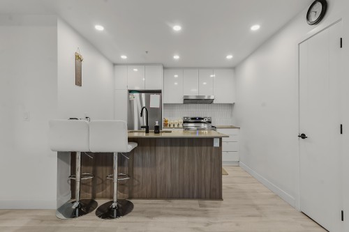 308-32838 Landeau Place, Abbotsford, BC 